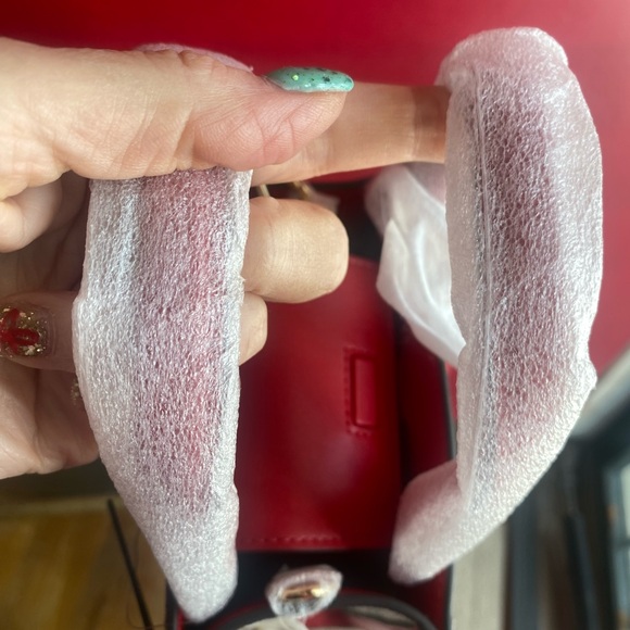 For Valentine’s Day Kate Spade Floral Coated Canvas with Red Leather Trim NWT - Picture 6 of 12